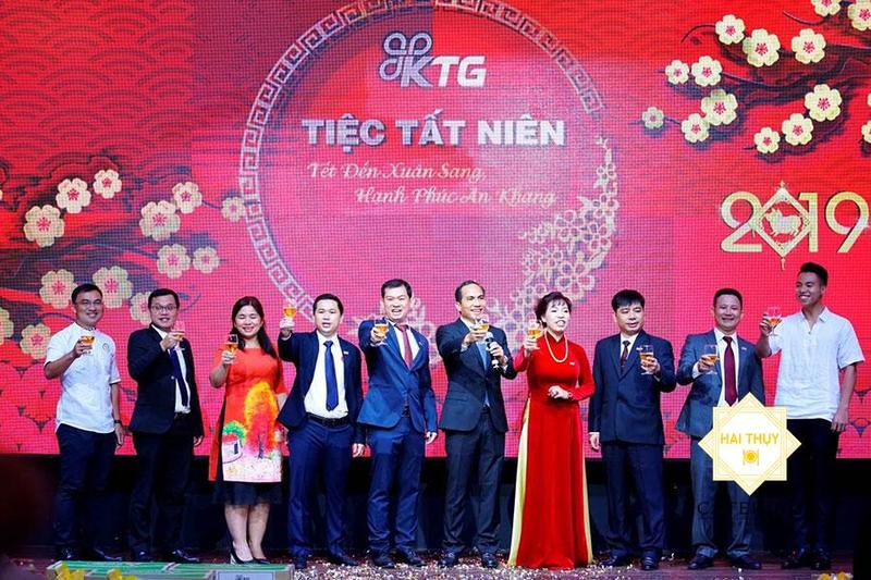 Cách đặt tiệc tất niên quận 3 cùng Hai Thụy Catering 